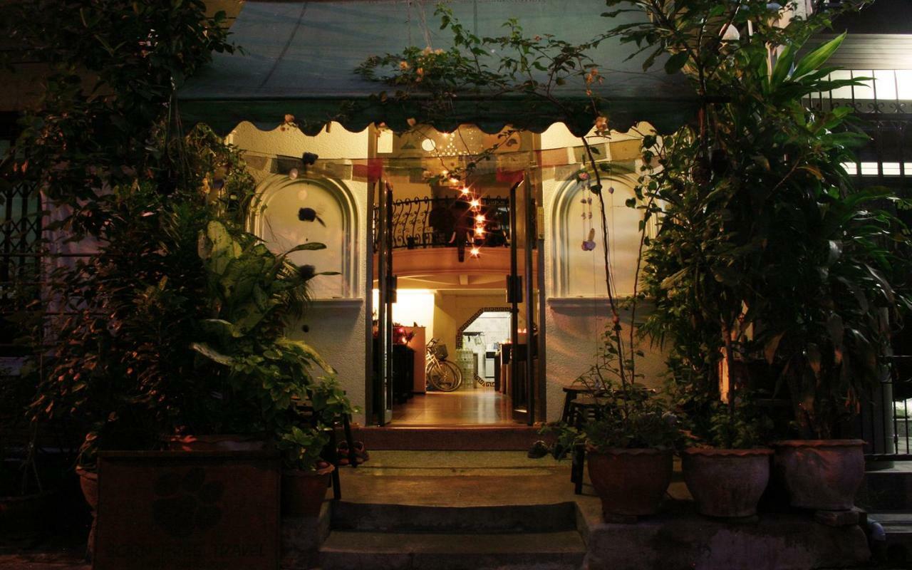 Born Free Hostel Bangkok Luaran gambar