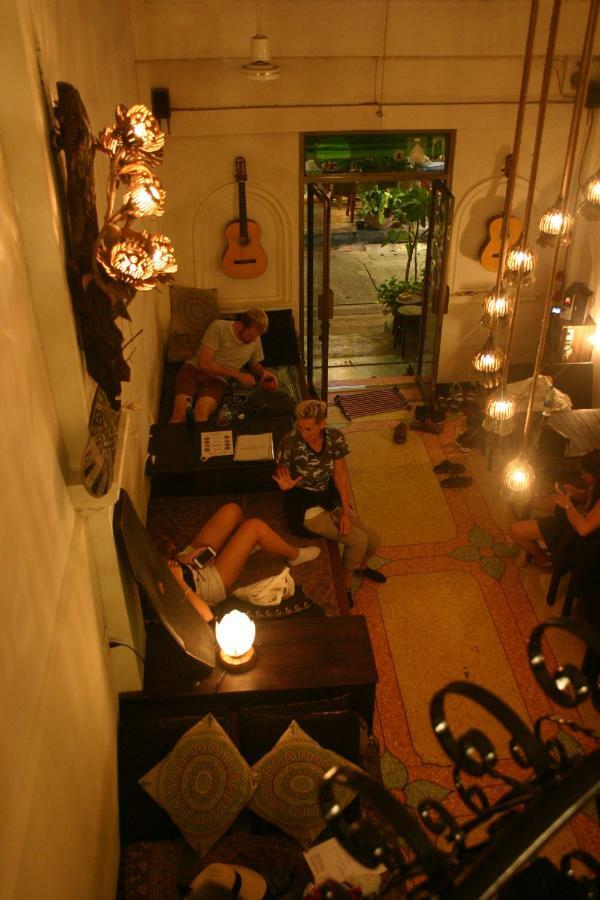 Born Free Hostel Bangkok Luaran gambar
