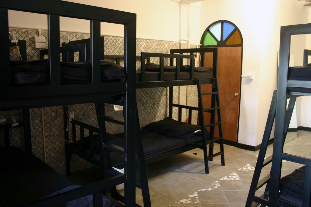 Born Free Hostel Bangkok Luaran gambar